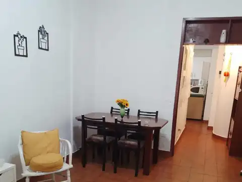 Borges 2400, Piso 1
