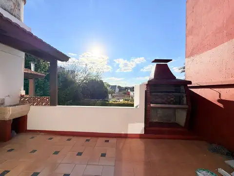 Depto Tipo Casa en Venta 30 años