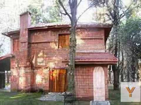 Casa en venta - 2 Dormitorios 2 Baños - 120 mts2 - Costa Del Este