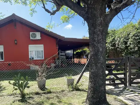 CASA EN ALQUILER EN ALTOS DE MATHEU - 4 AMBIENTES - BARRIO SEMI CERRADO