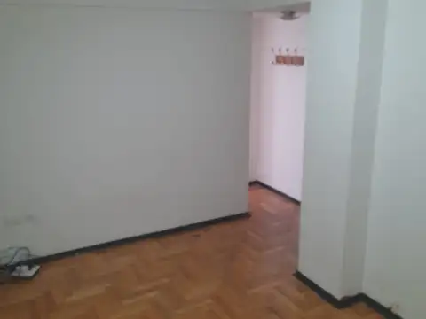 Colombres 100, Piso 6