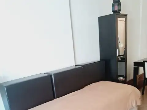 Barrio Norte Impecable Monoambiente con Balcon Todo Equipado