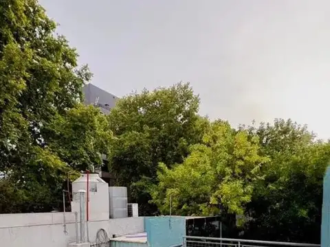 VENTA DE CASA SAN CRISTOBAL C 4 DORMITORIOS JARDIN, PILETA!