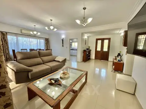 Casa en Venta en Los Tres Coniles, USD 185.000