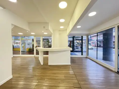 Local en Alquiler 60 años