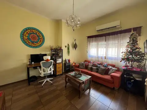 Depto Tipo Casa 4 ambientes con 1 baño