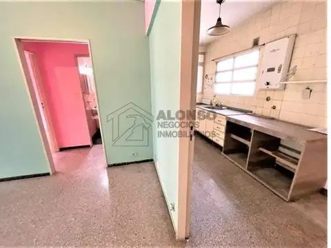 AMPLIO DPTO 2 AMBIENTES CON BALCÓN - LANUS OESTE