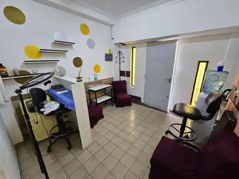 Casa 6 ambientes con 4 baños