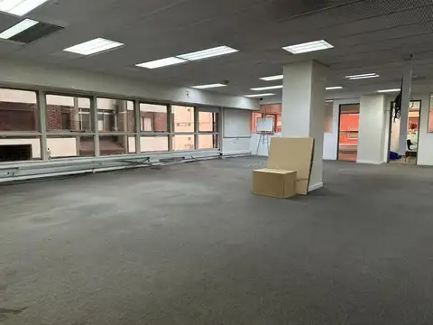 AMPLIO PISO DE OFICINAS EN NUÑEZ