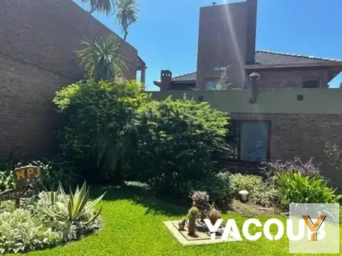 Casa en Venta en Countries y Barrios Cerrados en Berazategui, USD 300.000