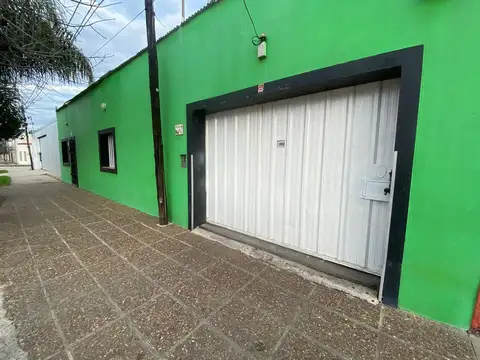VENTA GALPÓN CON OFICINA Y BAÑO