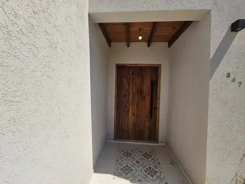 Casa en Alquiler de 3 dormitorios