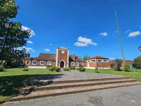 Casa  en Alquiler en Santa Lucia, Pilar del Este, Pilar