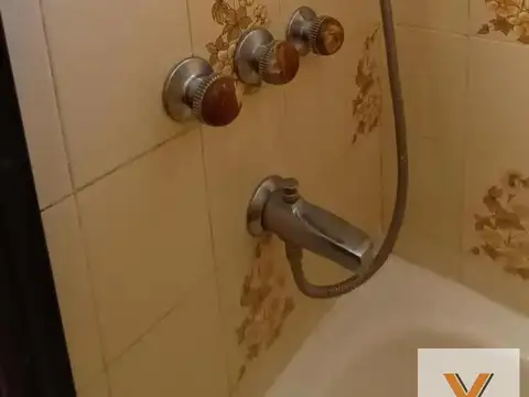 Guayaquil e/ Doblas y Senillosa