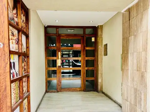 Departamento (4 ambientes)  en venta, Castelar. centro