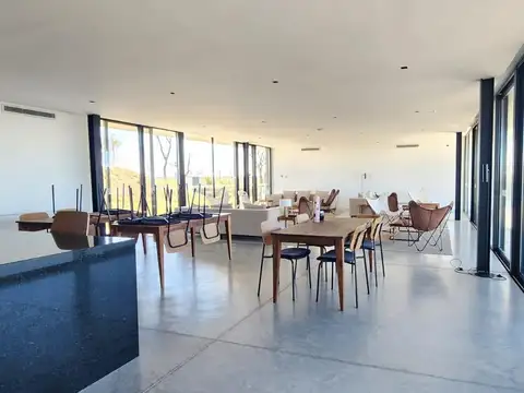 Venta Lote - Barrio Riberas -  Puertos del Lago - Escobar - Al agua
