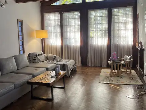 Casa en Alquiler de 5 dormitorios