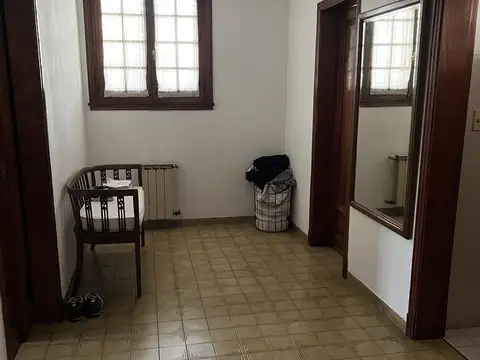 Casa 7 ambientes en alquiler en el Centro de Varela