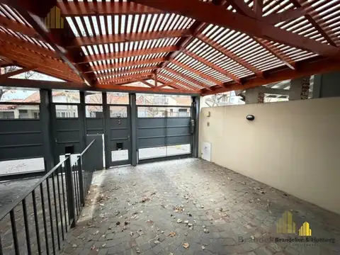 Casa en Venta en Olivos, USD 315.000