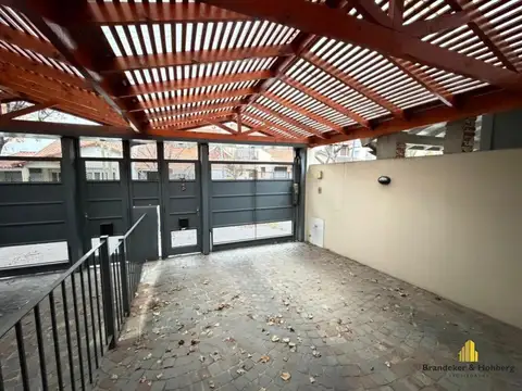 Casa en Venta en Olivos, USD 330.000