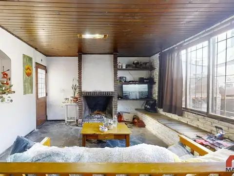 Casa 7 ambientes con 3 baños