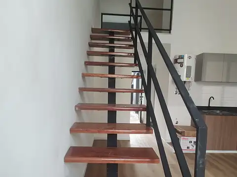 Depto Tipo Casa en Alquiler en San Cristobal, $ 850.000