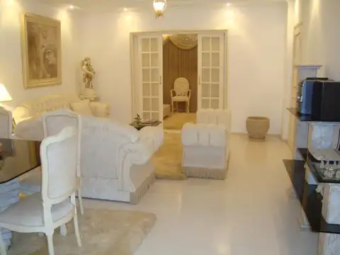 Departamento 4 ambientes con 3 baños