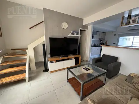 Depto Tipo Casa en Venta de 2 dormitorios