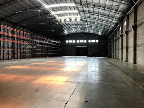 Galpon en Alquiler en Vicente López Vías / Maipú, USD 15.500