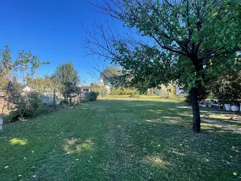 GRAN LOTE  1244 MT +CASA DE 3 DORM DE 140MT VENTA