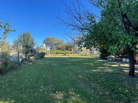 GRAN LOTE  1244 MT +CASA DE 3 DORM DE 140MT VENTA