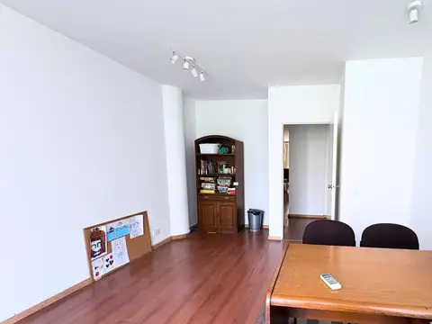 Oficina en Alquiler 27 años