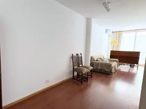 Jerónimo Salguero 2500