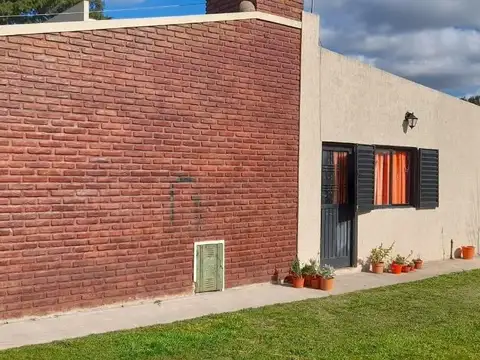 Casa en venta - 5 dormitorios 3 baños - 220 mts2 - Chivilcoy