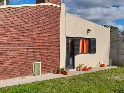 Casa en venta - 5 dormitorios 3 baños - 220 mts2 - Chivilcoy