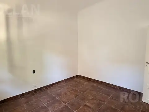 Depto Tipo Casa en Alquiler de 2 dormitorios