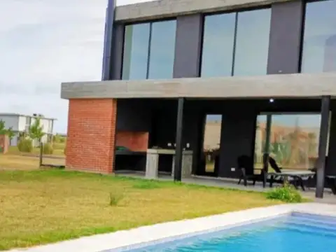 Casa Venta Barrio Náutico El Naudir Escobar