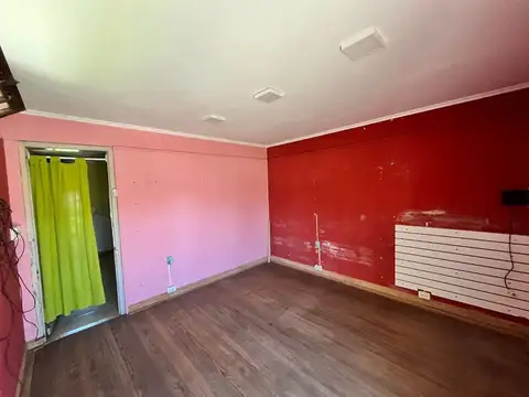 Casa 2 ambientes con 1 baño