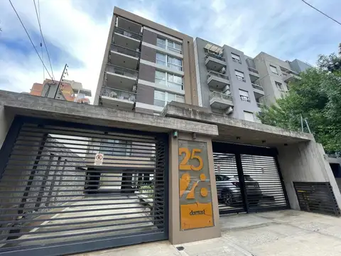Castelar Sur, Departamento monoambiente con terraza