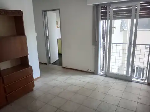Departamento en alquiler en Monte Castro