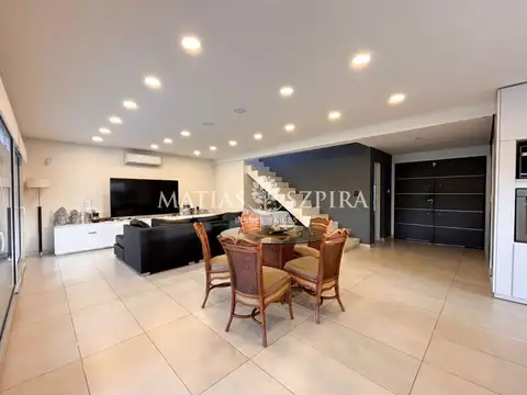 Casa en venta en Alvarez del Bosque 