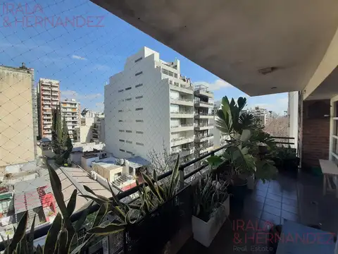Departamento en Alquiler con 2 cocheras