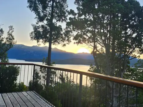 Cabaña en Venta y/o Alquiler, en Villa La Angostura, Neuquén