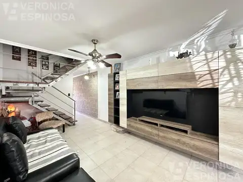 Depto Tipo Casa en Venta 16 años