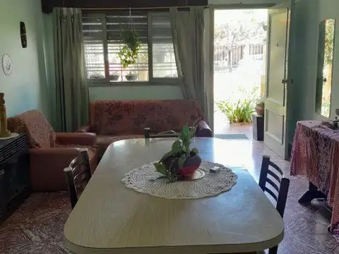 Casa en Venta en Berazategui, USD 105.000