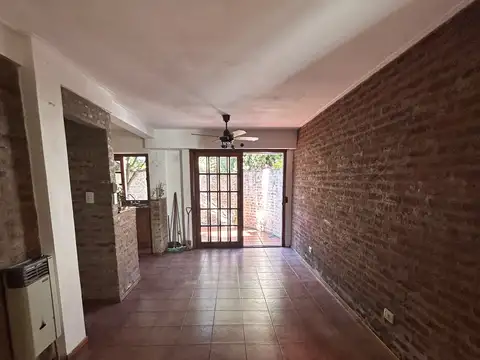 Depto Tipo Casa en Alquiler de 2 ambientes
