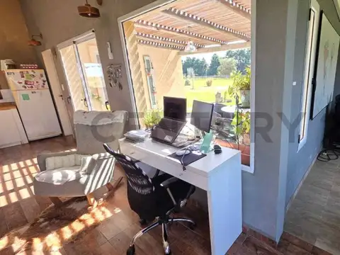 Oficina en Venta con 2 cocheras