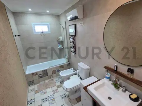 Lote 27 100, Piso 0
