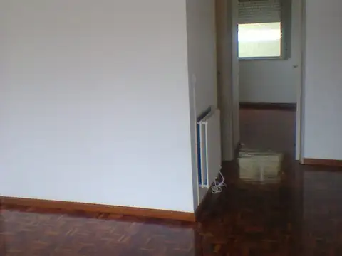 2 AMBIENTES CON BALCON