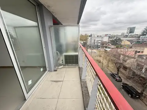 Alquiler dpto. monoambiente Ciudadela con balcón.